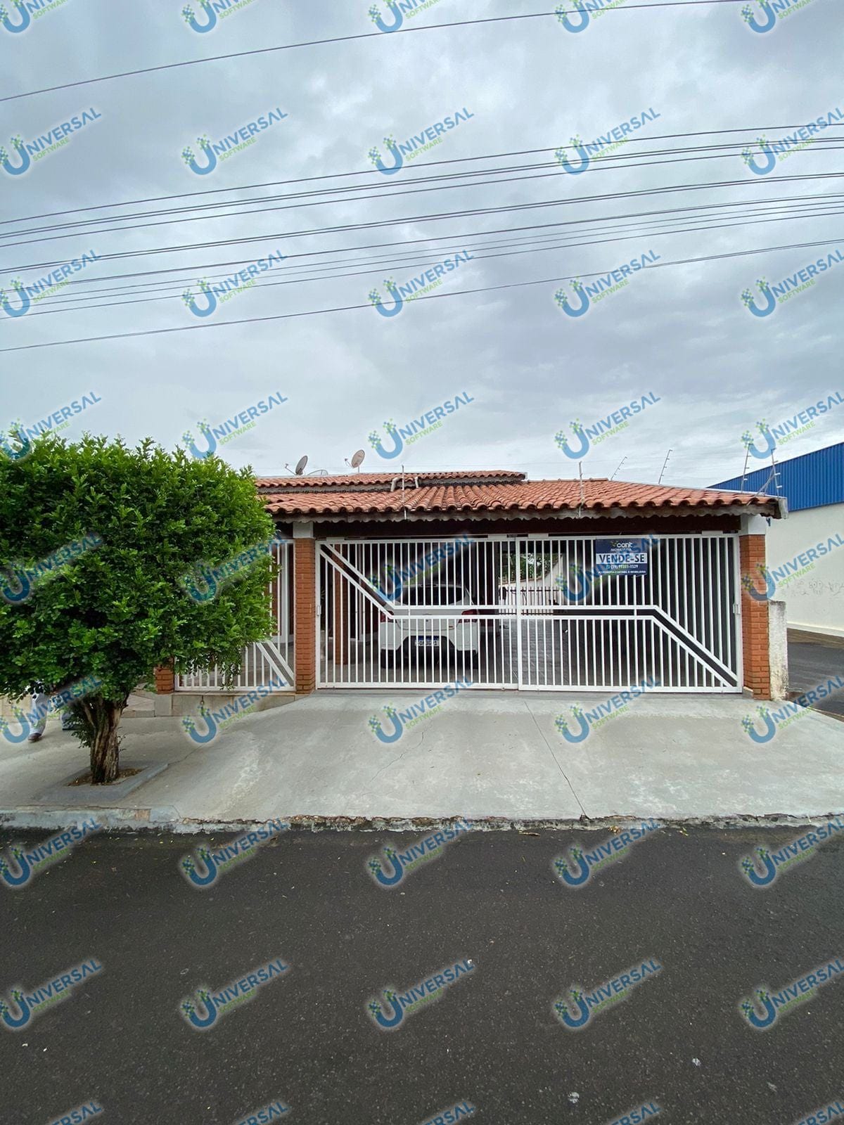 Casa 3 Quartos com Suíte e 2 Vagas na Sagrada Família, Belo Horizonte - Venda R$ 750mil ou Locação R$ 2500